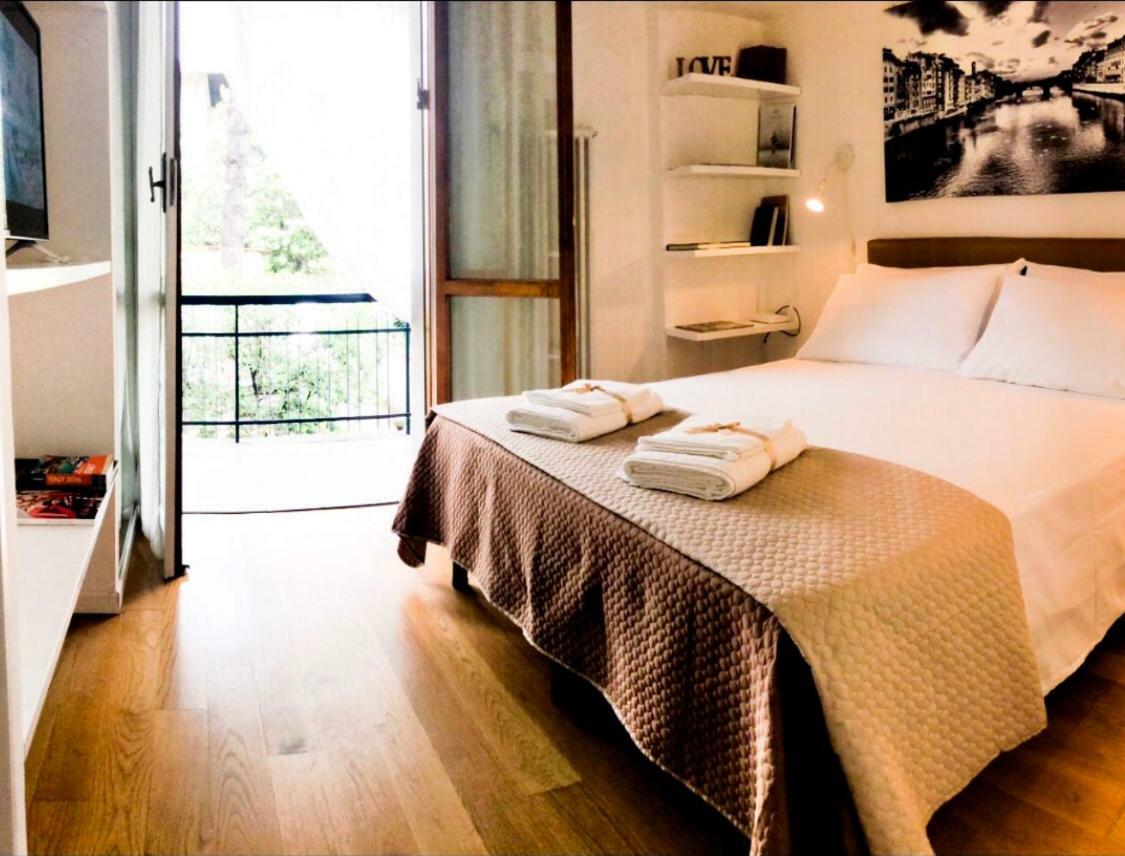 Florence Liberta Apartment With Balcony Exterior foto